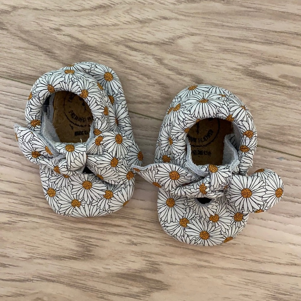 Freshly Picked White and Gold Daisy Moccasins